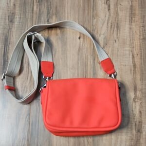 Universal Thread Women's Orange Crossbody Bag